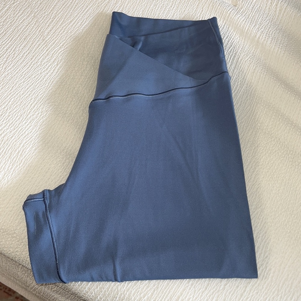 Aerie Real Me crossover leggings